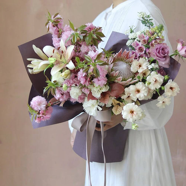    bouquet-wrapping-paper